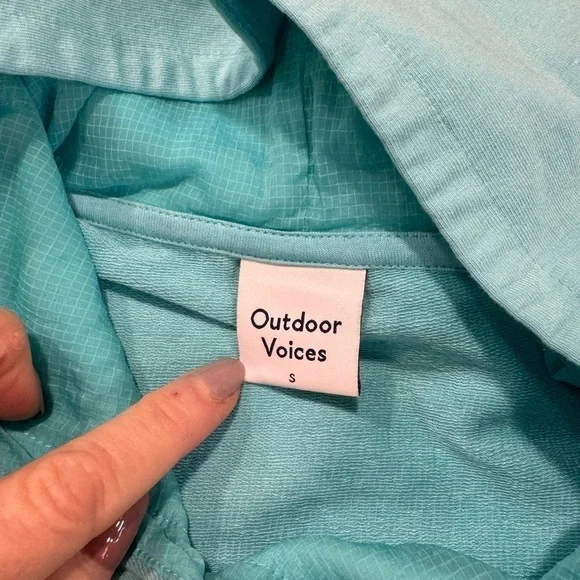 OUTDOOR VOICES women’s size S boxy drawstring hem turquoise hoodie beach top